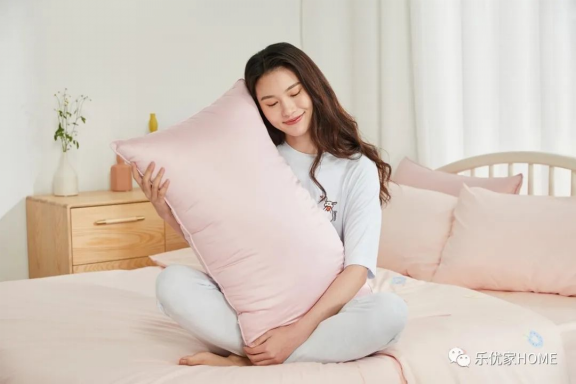 乐优家HOME || 夏天用天丝套件为什么这么舒服？”